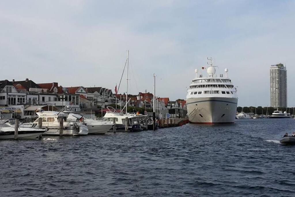 Traveloge Mit Schwimmbad Und Sauna Lubeka Zewnętrze zdjęcie